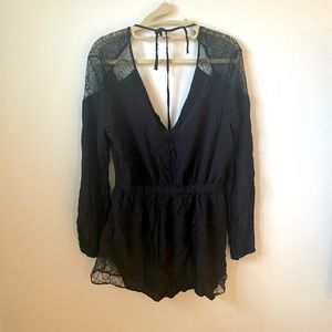 Kimchi Blue Black Lacey Romper - Size 6